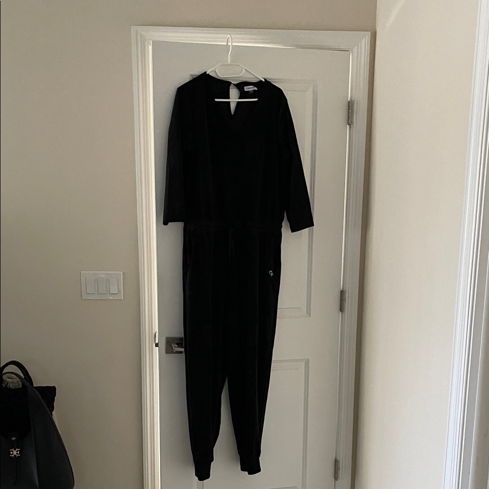 Calvin Klein Women’s Black Jumpsuit - Classic Long Sleeve